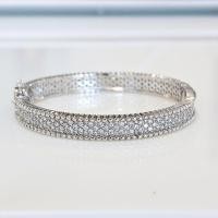 ราคา กำไลฝังเพชรรอบวง ชุบทองคำขาว สำหรับข้อมือ 17-18cm. (26156061117)