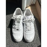 ราคา จัดส่งฟรี มือสอง สภาพใหม่ ตำหนิเล็กน้อย ✨ nike air force 1 (26659190640)