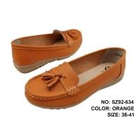 ราคา CSB รองเท้าหนังวัว SZ92-634 รองเท้าผู้หญิงสไตส์คัดชูแฟชั่น พร้อมส่ง (4596661117)