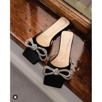 ราคา รองเท้าแตะ หน้าเพชร รองเท้าแตะแฟชั่นพร้อมส่ง (25503364589)