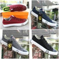 ราคา Converse Chuck Taylor 2 สีเทา Converse Lightning (9027036402)