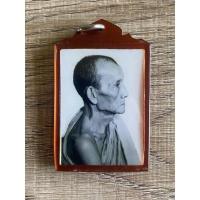 ราคา รูปถ่ายหันข้างหลวงพ่อกวยปี64 พระแท้100% (10251633963)