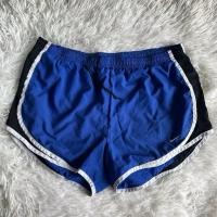 ราคา กางเกงขาสั้นกีฬา nike สีน้ำเงิน โลโก้ขาวของแท้100% (27731103465)