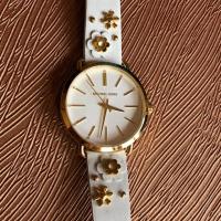 ราคา ♥️พร้อมส่ง นาฬิกา Michael Kors Women's Portia Gold-Tone and White Leather Floral Applique Watch (2073007382)