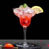 ราคา แก้วค๊อกเทล 300ml เหมาะสำหรับใส่เครื่องดื่ม แก้วไวน์ ค็อกเทล (24318723761)