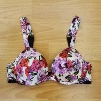 ราคา บรา Victoria's secret size 32/70B (22282643015)