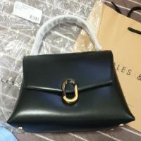 ราคา กระเป๋า Charles&Keith crossbody แท้100% (11161212914)