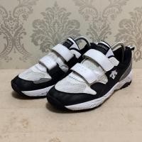 ราคา ❌sale sale sale❌ รองเท้า Descente มือสองของแท้ - size 42.5 (9.5us 27.5cm) (1696246206)