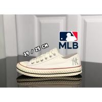 ราคา รองเท้าลำลอง MLB New York Yankees Size 39 ของแท้ มือสอง (14435849927)