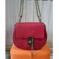 ราคา saleกระเป๋า Kate Spade แท้ หนังแท้ ทรงเดียวกับรุ่นฮิตของ Chole สวยๆเลย สะพาย+ครอสบอดี้ ไซส์ 7 นิ้ว ขาย 490 บาทค่ะ (24929888723)