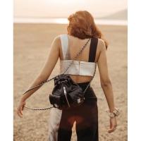 ราคา ส่งต่อกระเป๋า Uwif mini backpack (22684278386)