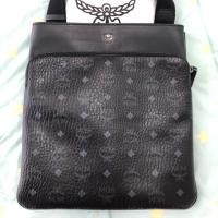 ราคา MCM OTTOMAR FLAT MESSENGER IN VISETOS (7415706462)