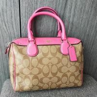 ราคา กระเป๋าสะพายทรงหมอน Coach แท้ ( Authentic coach bag ) like new (25700969221)