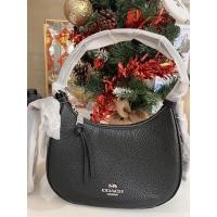 ราคา พร้อมส่ง Coach C6807 Kleo hobo หนังดำ (10588390353)