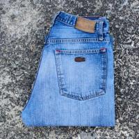 ราคา 14/30 กางเกงยีนส์มือสอง Lacoste เอววัดจริง 30" ยาวทั้งตัว 36"ขา 8" Cotton100% (28824671571)