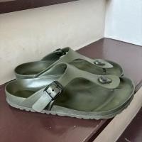 ราคา ส่งต่อ Birkenstock รุ่น Gizeh EVA สี khaki ของแท้ มือสอง สภาพดี (28856082507)