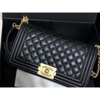 ราคา Like new: Chanel boy 10” holo25 ghw (7808553091)