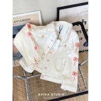 ราคา Jacket ยีนต์สีขาวแขนปักโบว์ ป้าย Aviva (18463096560)