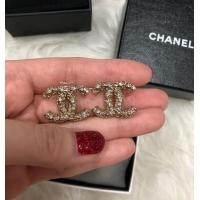 ราคา ต่างหู ชาแนลแท้ขนาด 2ซม อะไหล่ทอง ประดับคริสตัล สภาพ like new (4516168590)