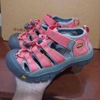 ราคา 16.5-17 cm /รองเท้า​เด็ก​ KEEN มือสอง​สภาพ​ดี​ (14731246525)