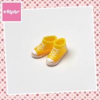 ราคา **พรีออเดอร์**รองเท้าผ้าใบสีเหลือง สำหรับตุ๊กตาบลายธ์, ลิกกะ, เอโซน (Blythe, Licca และ Azone Doll) (616645710)