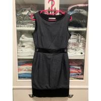 ราคา (used) เดรสทำงาน ซิปข้าง สไตล์ Karen Millen / size 10 (24631674487)