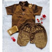 ราคา ร้าน2 พร้อมส่งชุดไทยเสื้อเชิ้ตคอจีนงานผ้าไหม โจงกระเบนผ้าพิมพ์ทองสีน้ำตาลทองมาพร้อมผ้าคาดเอวสีทอง (26254278658)