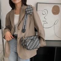 ราคา กระเป๋าสะพายข้าง เซ็ท3ใบ คุ้มมาก กระเป่าแฟชั่น ผ้าแคนวาสปักลาย สายปรับได้ แฟชั่นสไตล์เกาหลี (14319902561)