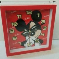 ราคา นาฬิกาแขวน หรือ ตั้งโต๊ะ ลาย Mickey mouse มิกกี้เม้าส์ ขนาดสูง 7 นิ้ว (906373622)