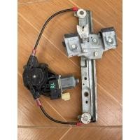 ราคา รางยกกระจกไฟฟ้า Ford Firsta ประตูหลัง ซ้าย สินค้าของแท้มือสองญี่ปุ่น (24767449661)