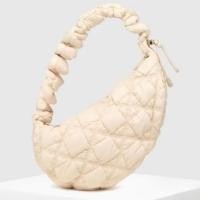 ราคา Like New ไร้ตำหนิ ! CARLYN SOFT size L : Ivory ❌️พร้อมที่จัดระเบียบ ❌️ (22253834098)