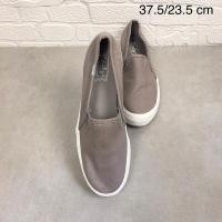 ราคา Keds Triple Slip On Platform Metallic Grey (23974329248)