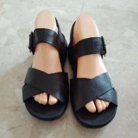 ราคา ***รองเท้าแตะแบบมีสายรัดข้อเท้า ยี่ห้อ Timberland แท้ (มือสอง) (28928059465)