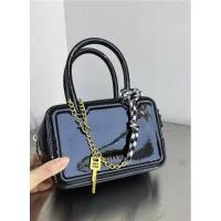 ราคา THE BOD MINI BAG GLOSSY (29276268445)