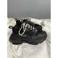 ราคา รองเท้าผ้าใบ Balenciaga Triple s Black Clear sole size38 (29712436132)