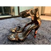 ราคา รองเท้าส้นสูง VNC size 4 (7764483352)