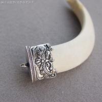 ราคา [ชุดกระเป๋าเขี้ยว] [อุปกรณ์เงินทิเบต] ครอบงําสามเหลี่ยมป่าหมูป่าบิ๊กเขี้ยวกระเป๋าหมูป่าฟันจี้ทิเบตเงินอุปกรณ์ทํามือผู้ชายจี้ฟันทําวัสดุ (29164478005)