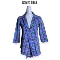 ราคา Romeo Gigli เสื้อคลุมคอปกผ้าอัดพลีสลายสก็อตสีฟ้า (25841782417)