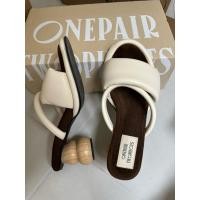 ราคา Onepairtwopieces รุ่น Abacus horse size 35 มือสอง ใหม่มาก ใส่ไปครั้งเดียว (27488310229)