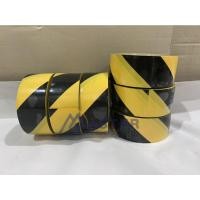 ราคา KINGHAWK เทปตีเส้นพื้น PVC FLOOR MASKING เทปตีเส้นพื้น เทปสีตีเส้นพื้น แบบ 2 สีสลับ สีเหลือง-ดำ (1 ม้วน ) (14322707311)