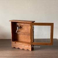 ราคา ตู้แขวนกุญแจ ตู้เก็บกุญแจไม้สัก ( 6 พวง )ผลิตจากไม้สักแท้ (ด้านหลังตู้จะเป็นไม้อัดสัก) (20980249109)