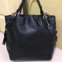 ราคา ของแท้ 100% กระเป๋า Coach หนังแท้สีดำมือสอง (6027848966)
