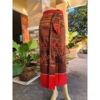 ราคา ผ้าถุงเย็บสำเร็จรูปแบบป้ายติดตะขอ ไหมกาบแก้ว น้ำตาลแดง (41154952379)