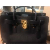 ราคา Michael Kors (1676013325)