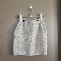 ราคา H&M กระโปรงผ้า tweed สีขาวดำ - Used like new (23942988603)