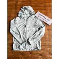 ราคา มือสองญี่ปุ่น•เสื้อเด็ก Uniqlo AIRism UV Cut สีเขียวมิ้นท์ ใหม่มาก Sz.140 อกกว้าง 30” ยืดได้อีก ป้ายด้านในเขียนชื่อมาค่ะ (27318024019)