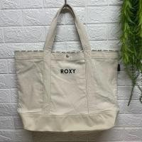ราคา กระเป๋าผ้า สะพาย Roxy น่าร๊ากกมาก ใบใหญ่ ผ้าหนา กว้าง 19 สูง 14 ก้นกว้าง 6 นิ้ว ราคา 290 บาท #สินค้ามือ 2 คุณภาพดีมาก (24965039209)