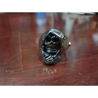 ราคา แหวนแฟชั่นผู้ชายลายหัวกะโหลก (6763171258)