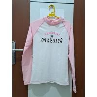 ราคา (PRELOVED) Rashguard / Diving Suit Women& 39;s ชุดดําน้ําตื้น (26615202737)