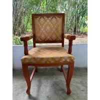 ราคา เก้าอี้หลุยส์ ผ้าแคนวาส สีเหลือง ลายไทย ท้าวแขน แกะสลัก พนักพิงตรง ไม้สักทอง เก้าอี้ประธาน รับแขก (40702159867)